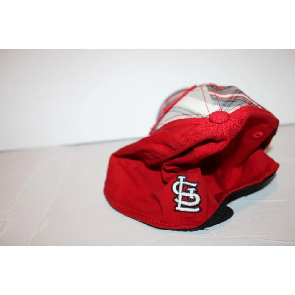 St Louis Cardinals Fitted Hat Size Small-Medium Red 39thirty